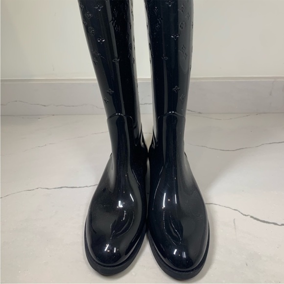 Louis Vuitton Wellington Rain Boot - Picture 5 of 5